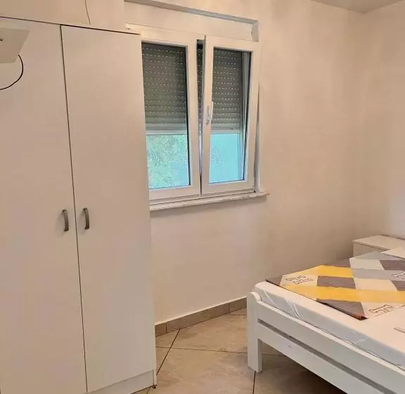 پانسیون Apartments Apartmani Bojana