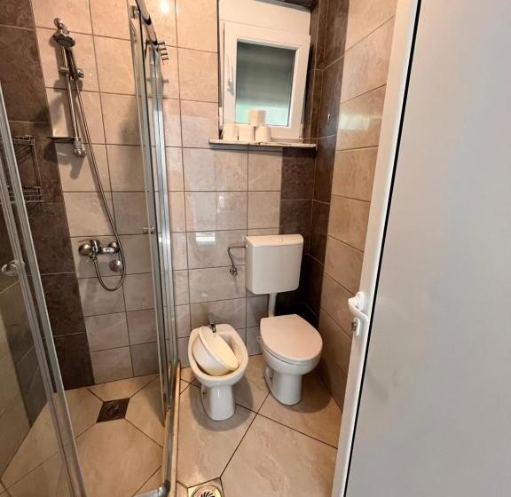 پانسیون Apartments Apartmani Bojana