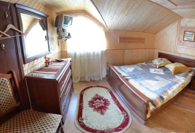 Pensão Karpatskyi Gomin