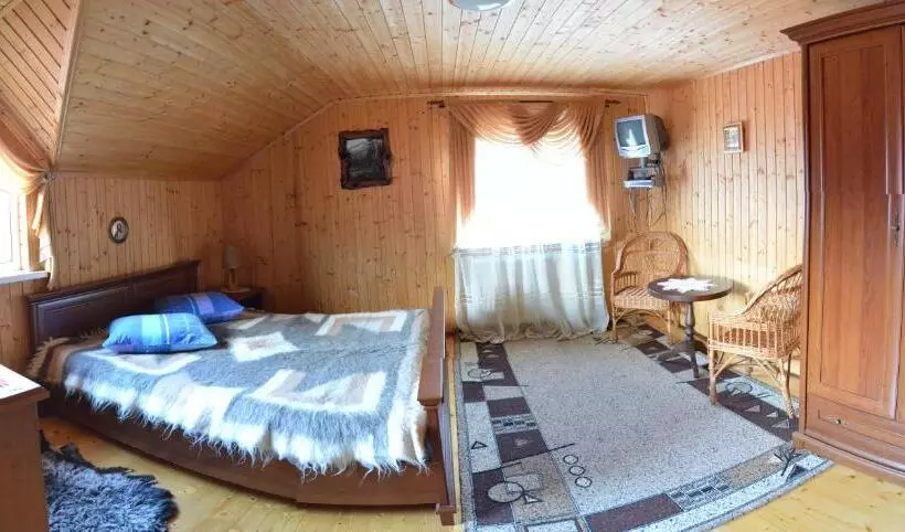 Majatalo Karpatskyi Gomin