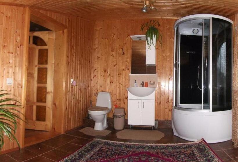 Pensão Karpatskyi Gomin