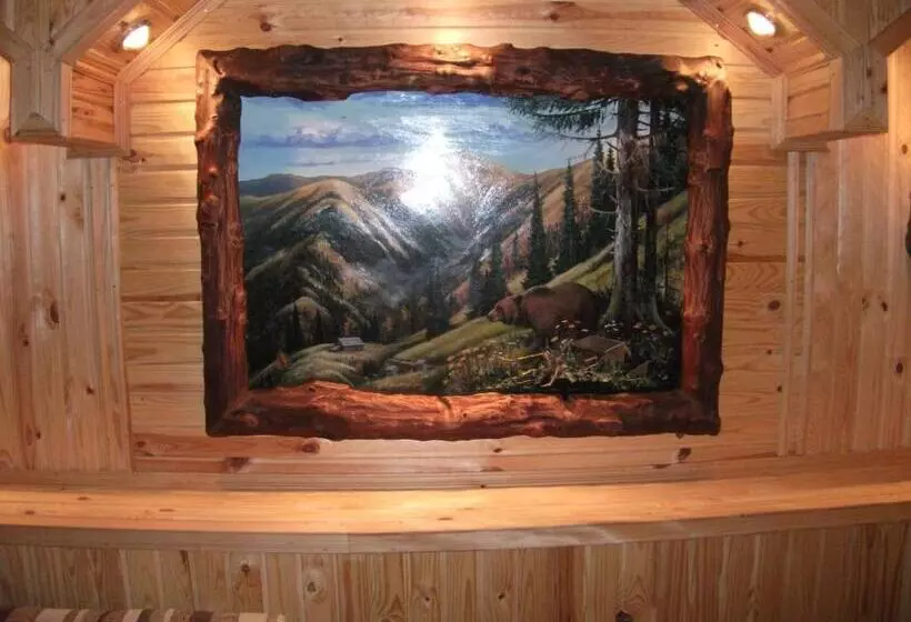 Majatalo Karpatskyi Gomin