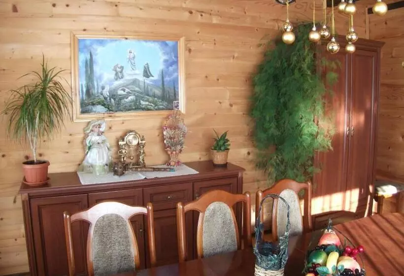 Majatalo Karpatskyi Gomin