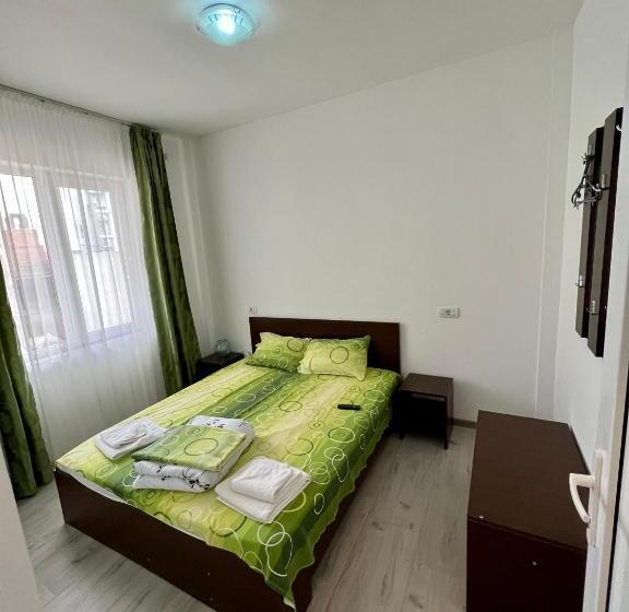 Пансион Vila Bordei Verde