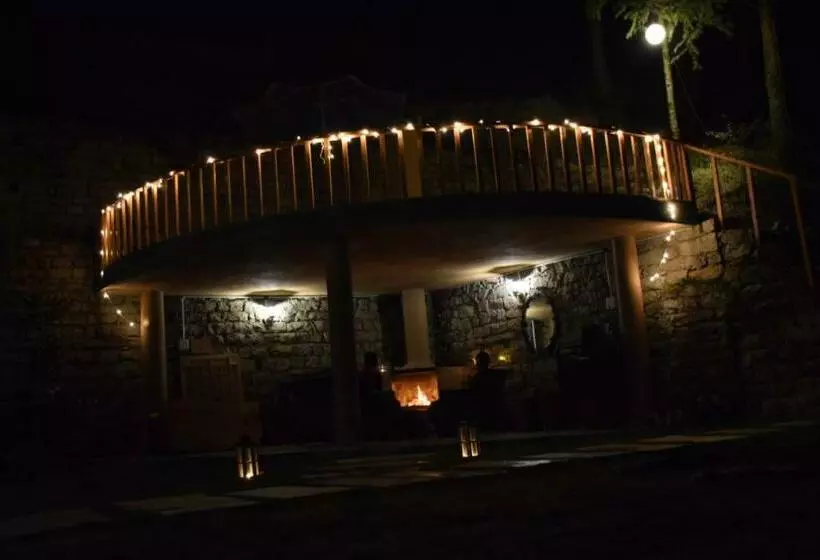 Lomakeskus Kudrat   A Boutique Homestay  Tirthan Valley