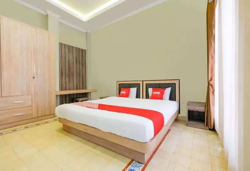 Retkeilymaja Andongkoe 64 Salatiga By Oyo Rooms