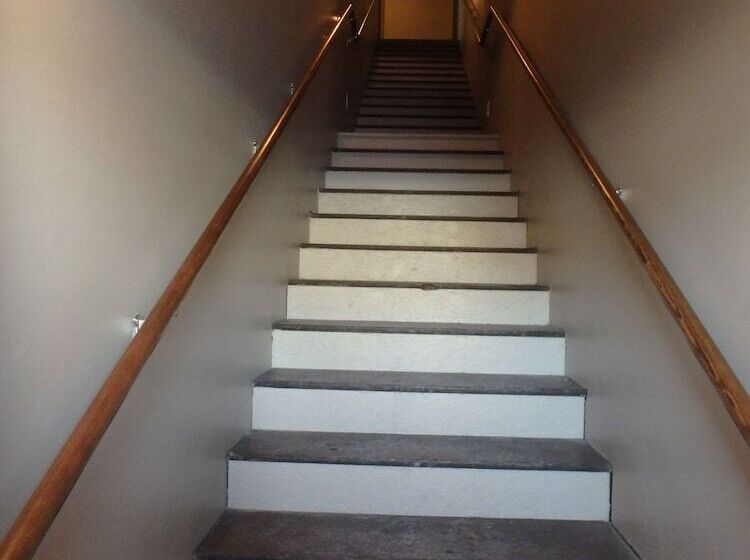 Szálloda Rays Place Inn