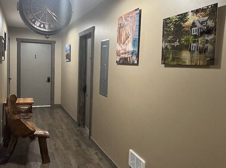 Szálloda Rays Place Inn