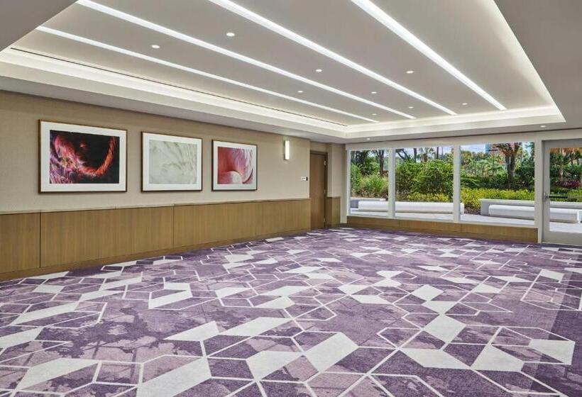 호텔 Walt Disney World Swan Reserve