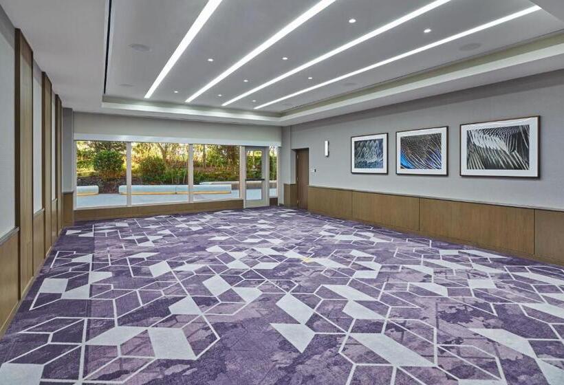 호텔 Walt Disney World Swan Reserve