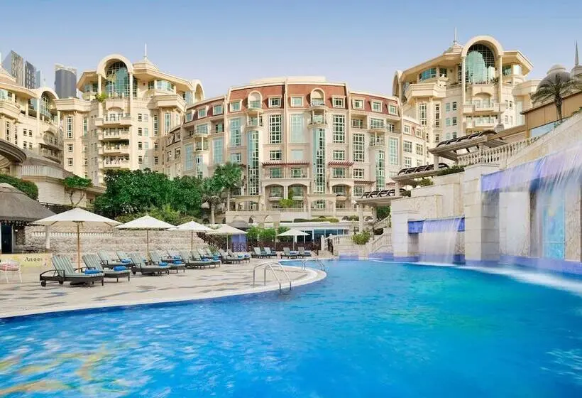 Swissotel Al Murooj Dubai