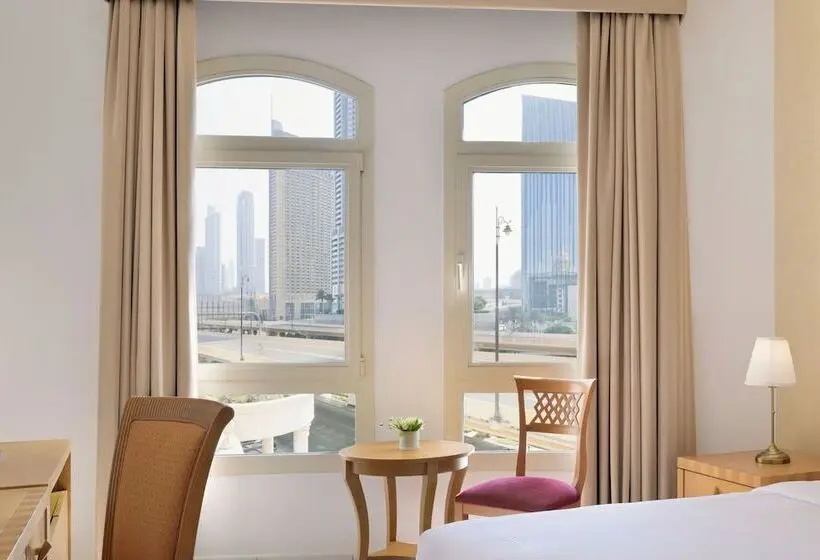 Swissotel Al Murooj Dubai