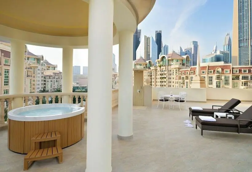 Swissotel Al Murooj Dubai