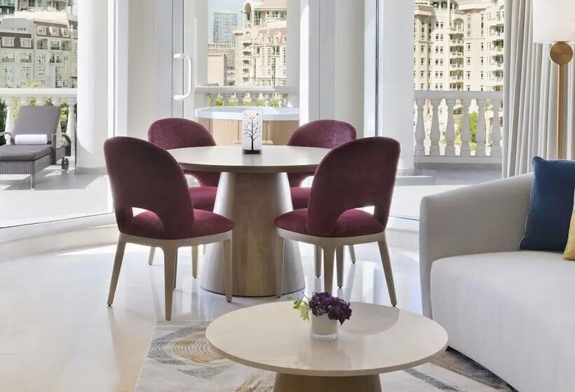 Swissotel Al Murooj Dubai