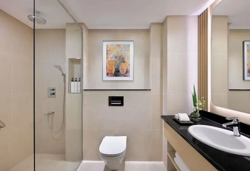 Swissotel Al Murooj Dubai