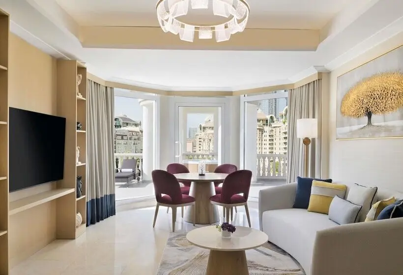 Swissotel Al Murooj Dubai