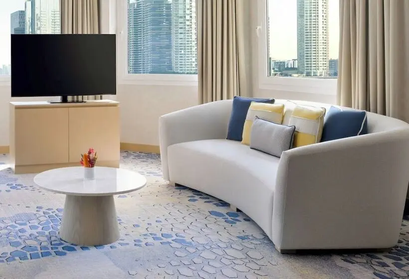 Swissotel Al Murooj Dubai
