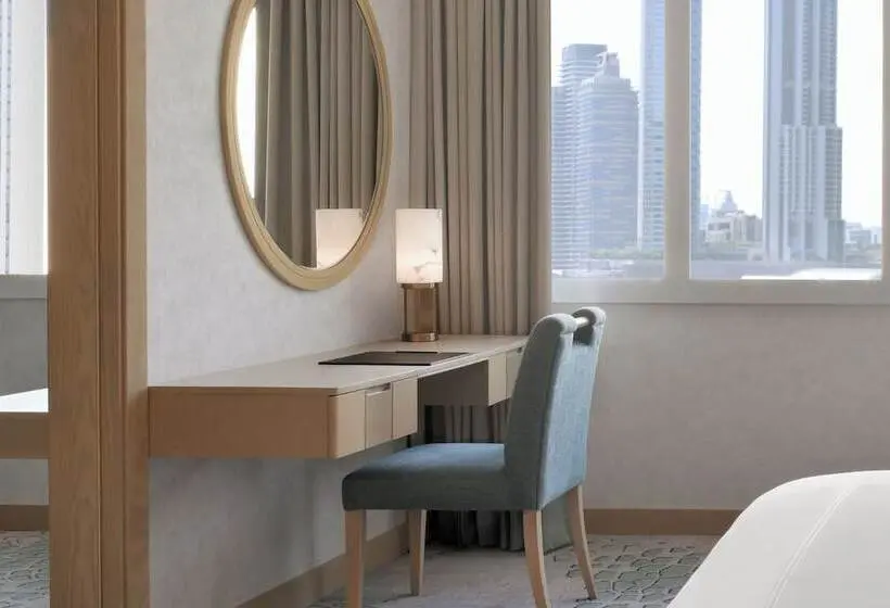 Swissotel Al Murooj Dubai