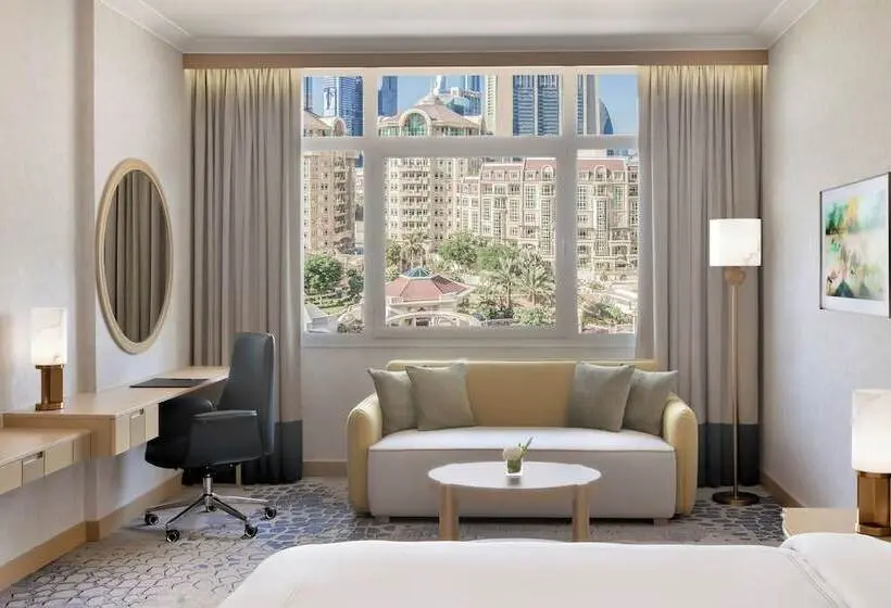 Swissotel Al Murooj Dubai