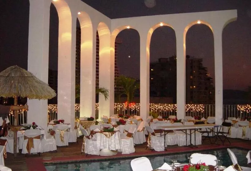 Club del Sol Acapulco by Ng Hoteles