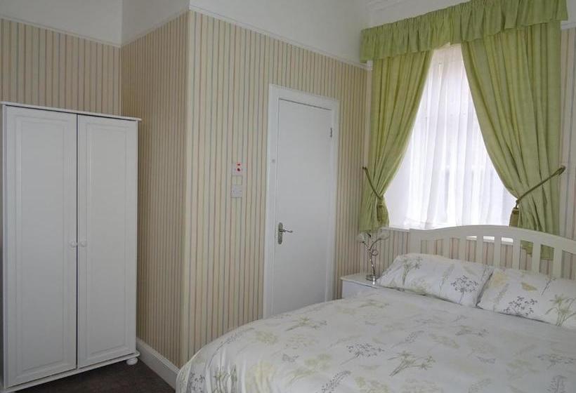 Otel Adam Guest House