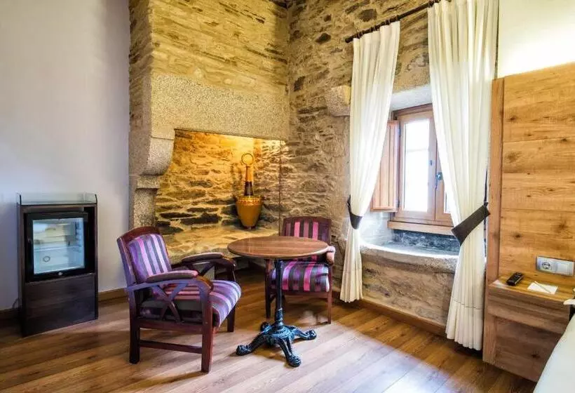 Отель Alda Bonaval