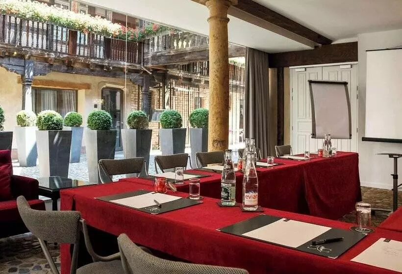 Hôtel Cour Du Corbeau Strasbourg  Mgallery