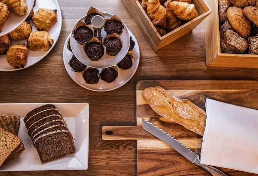 Hôtel Cour Du Corbeau Strasbourg  Mgallery