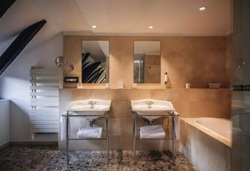 Hôtel Cour Du Corbeau Strasbourg  Mgallery