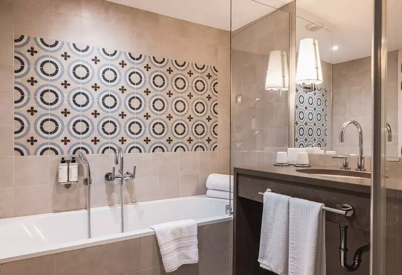 Hôtel Cour Du Corbeau Strasbourg  Mgallery