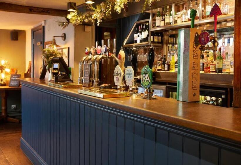 ホテル Dog And Partridge By Greene King Inns