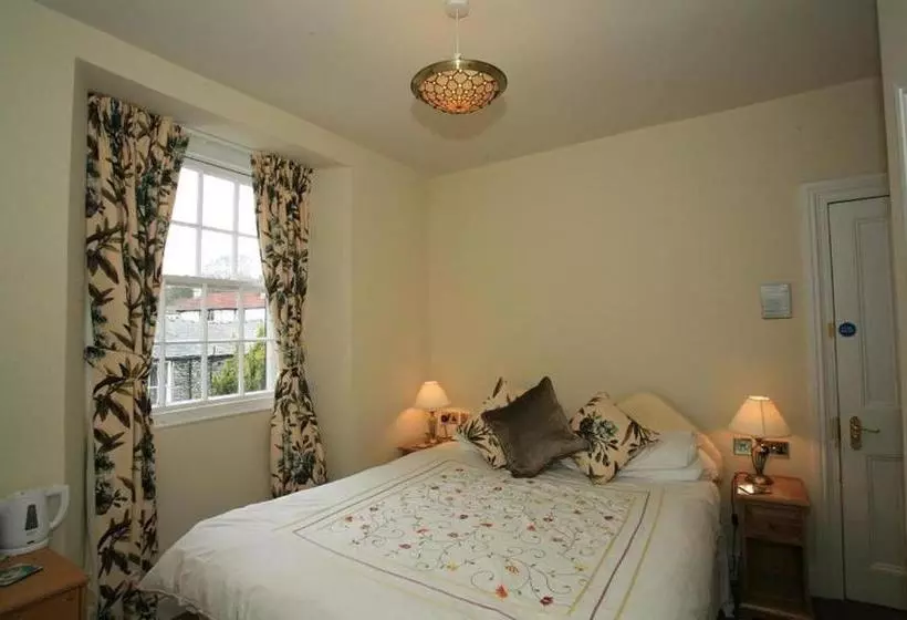 ホテル Fairfield House