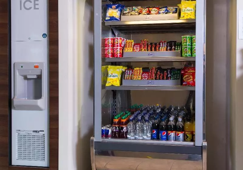 Отель Holiday Inn Express Lincoln City Centre, An Ihg