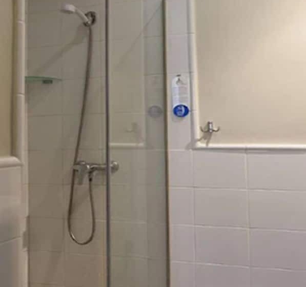 هتل Hostal Madrid