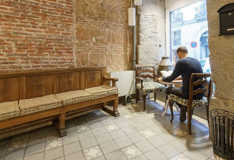 هتل Hostal Madrid