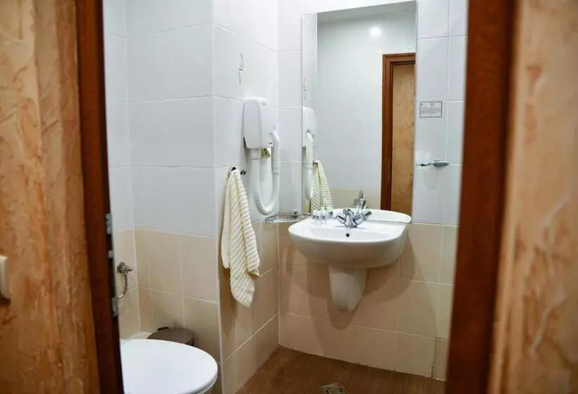 Отель Hq Apartments Villa Park