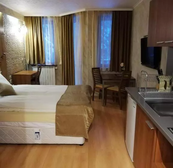 Отель Hq Apartments Villa Park