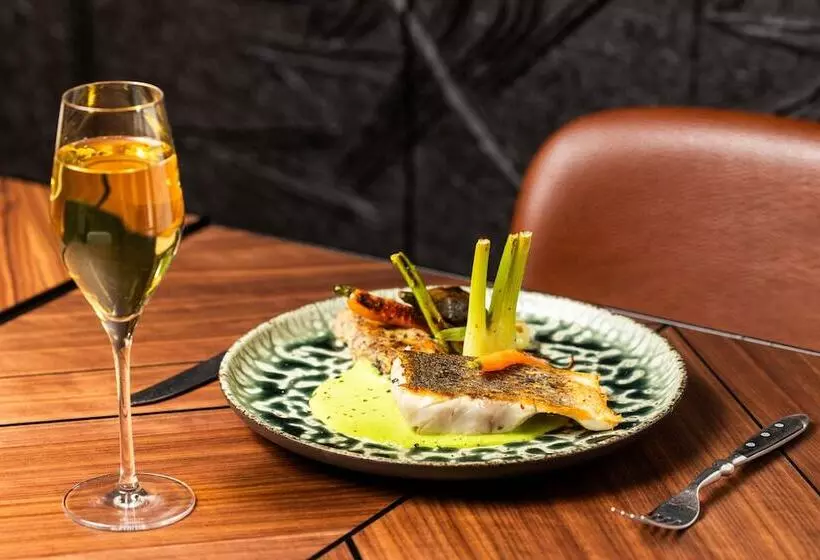 酒店 Mim Baqueira Luxury & Spa