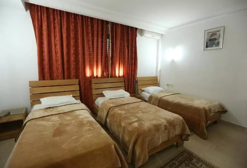 هتل Naher El Founoun