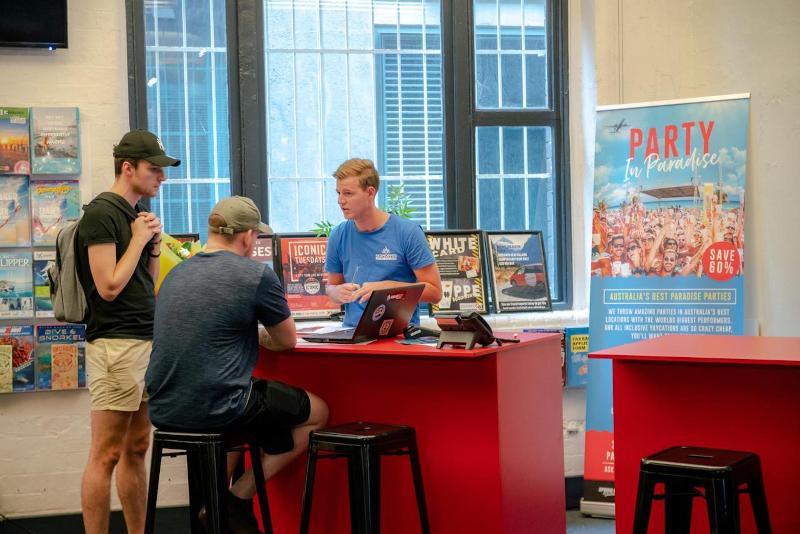 בית מלון כפרי Nomads Sydney