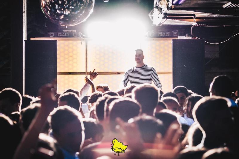 בית מלון כפרי Nomads Sydney