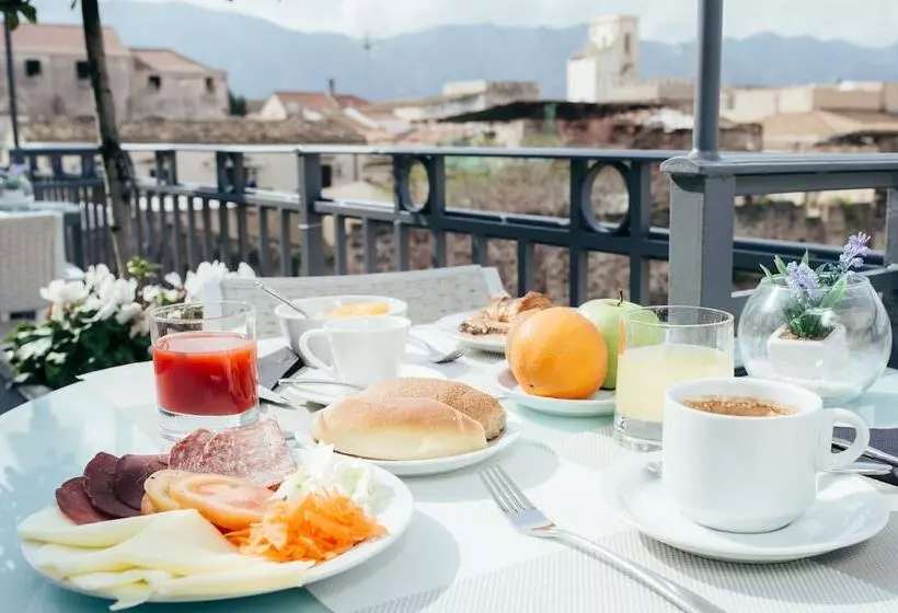 هتل Porta Felice & Spa