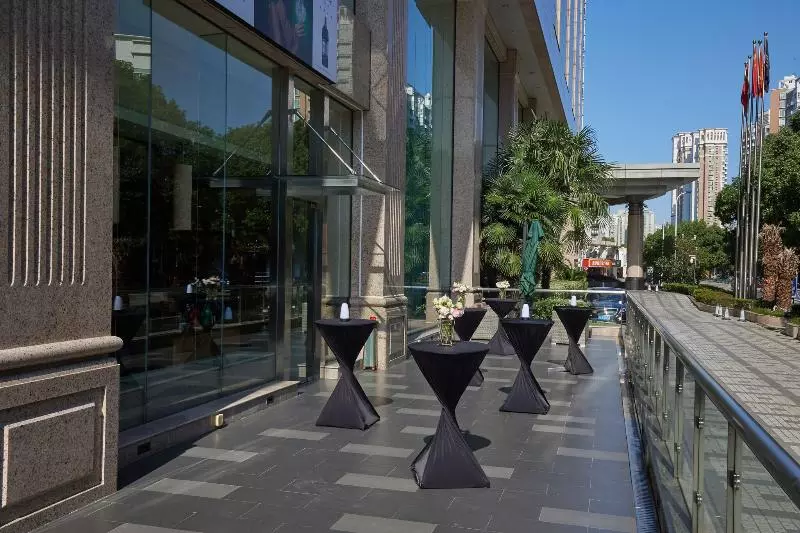 Hotel Renaissance Shanghai Pudong