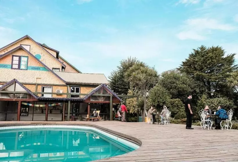 호텔 Socialtel Plaza Pucón Formerly Selina Plaza Pucón