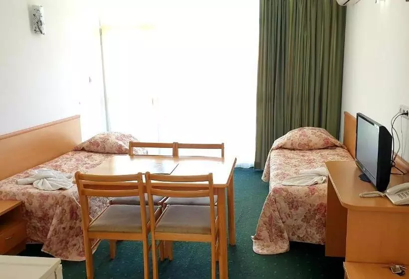 Отель Sunny Day Club