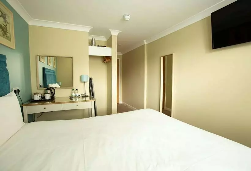 Отель The Bridge House; Bw Signature Collection