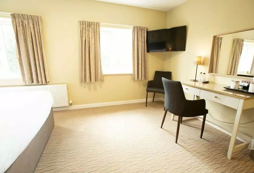 Отель The Bridge House; Bw Signature Collection