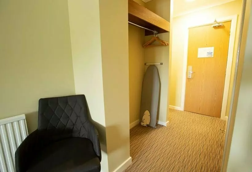 Отель The Bridge House; Bw Signature Collection