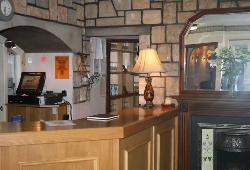 ホテル The Burrelton Park