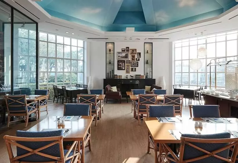 The Suites Hotel Jeju